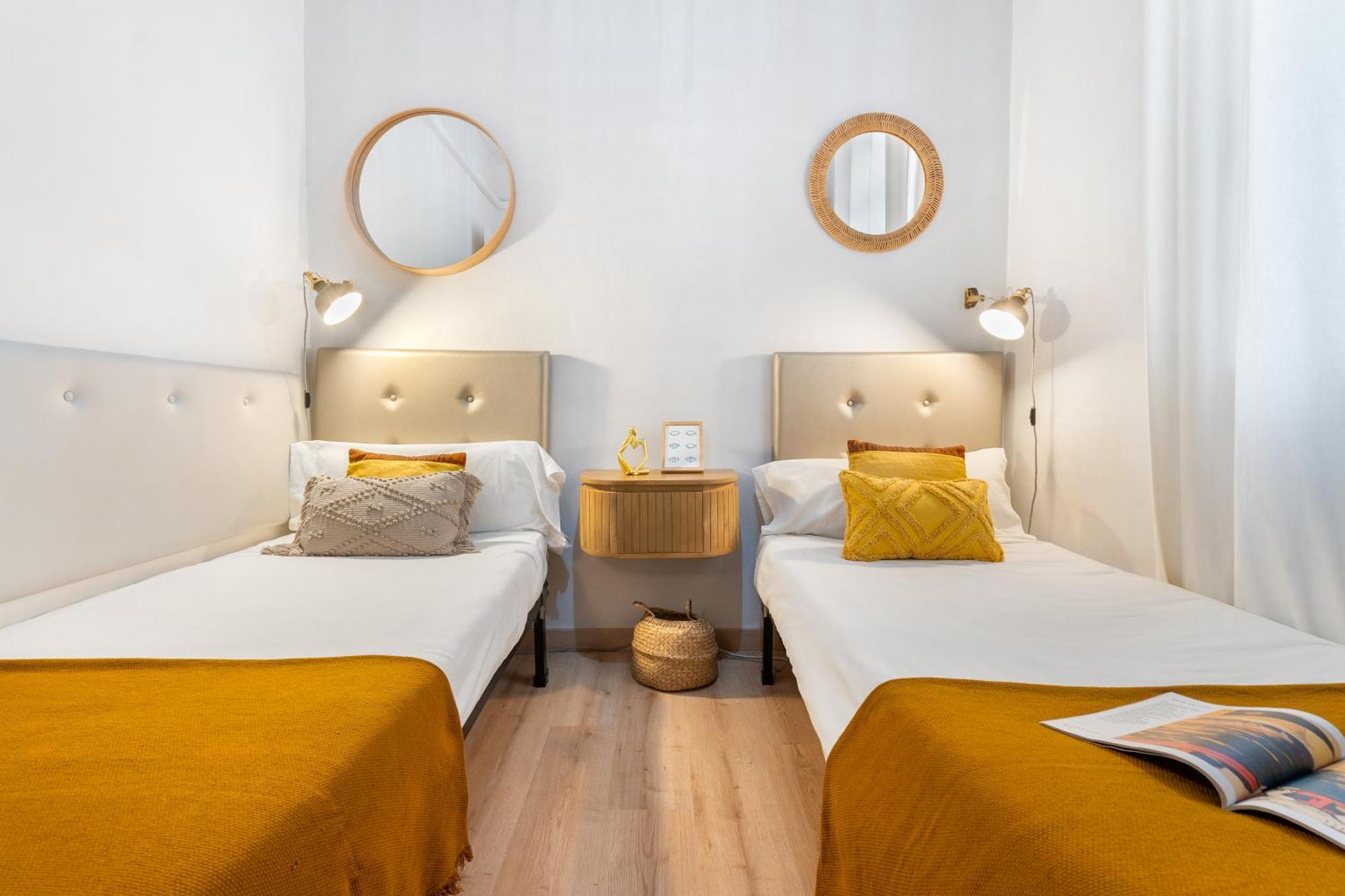 Apartamento Fridays Flats Whisper-Quiet Near Sagrada'S Heart Barcelona Exterior foto